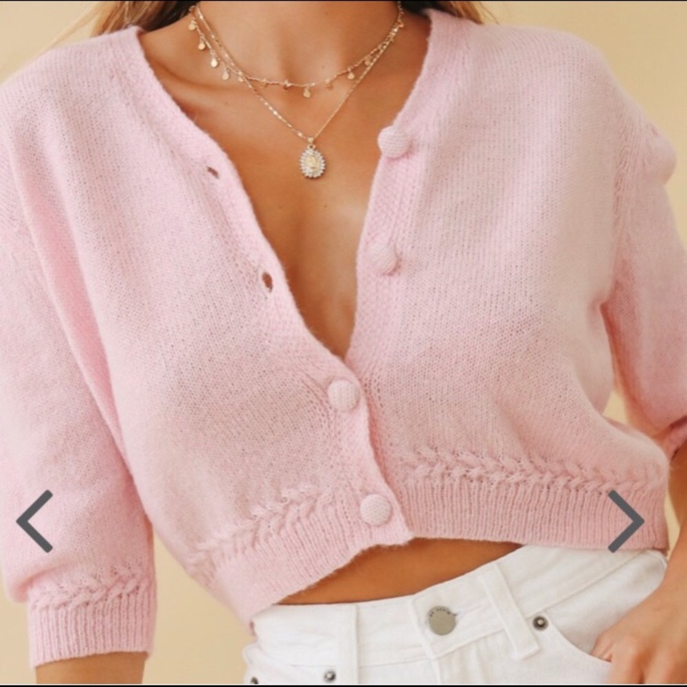 🆕 verge girl coral crush sweater